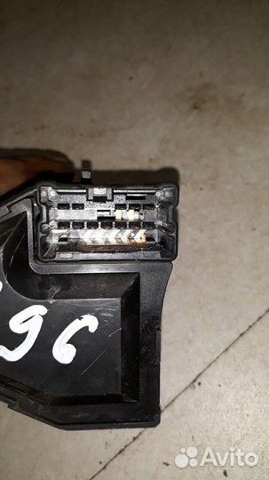 Переключатель подрулевой стеклоочестителя