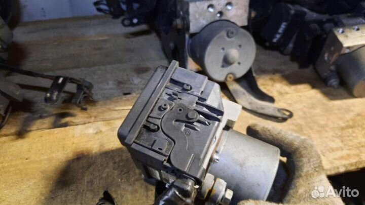 Блок управления abs Subaru Impreza Wrx Sti