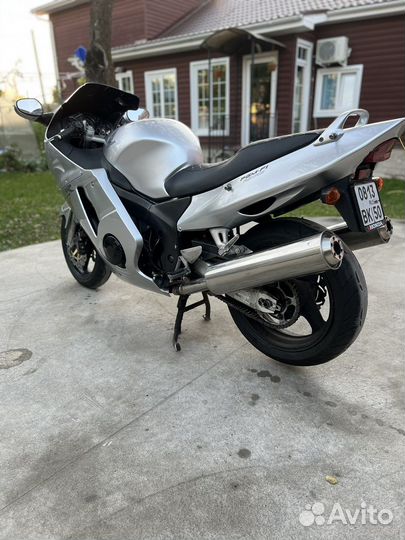 Honda cbr 1100