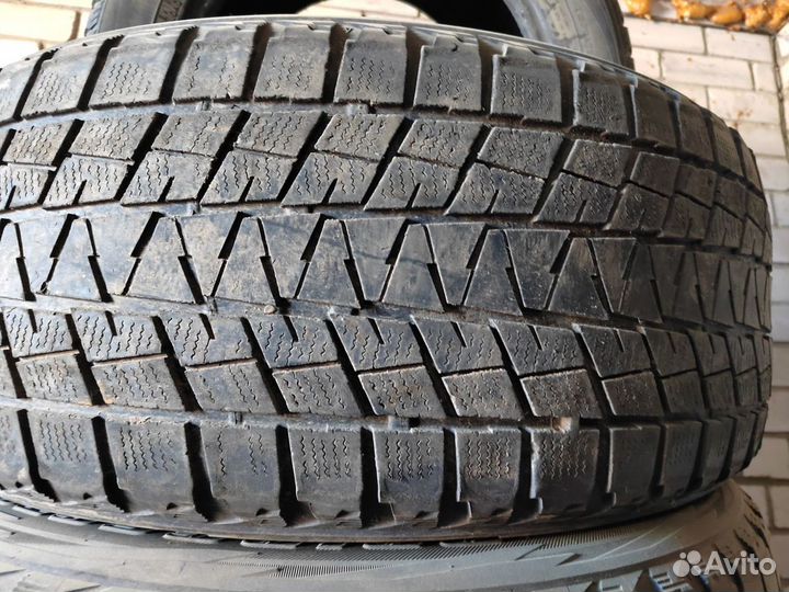 Bridgestone Blizzak DM-V1 275/50 R22 и 285/45 R22