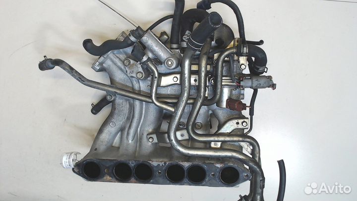 Коллектор впускной Nissan Elgrand, 1997