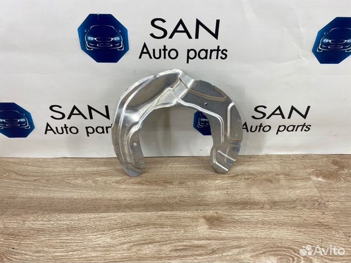 Пыльник тормозного диска передний правый Bmw 3 F30