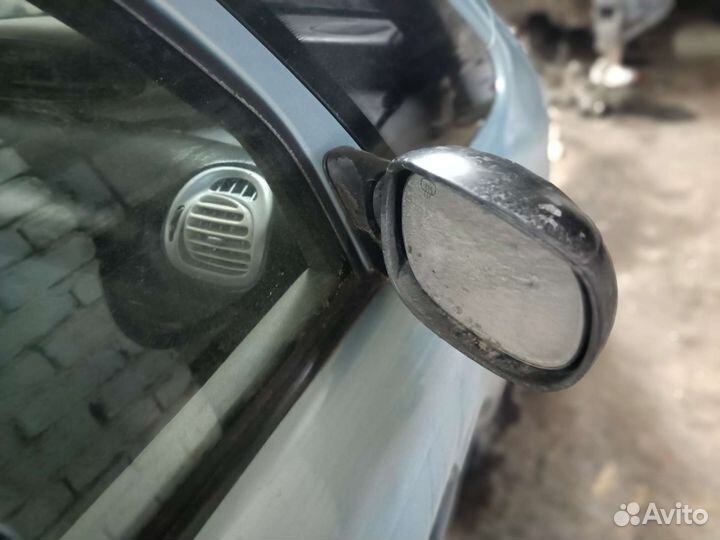 Зеркало боковое правое Ситроен Ксара Пикассо