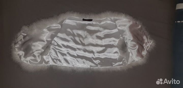 Болеро безрукавка (без рукавов), пух, 46 р-р