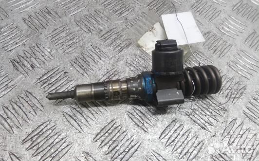 Форсунка дизельная volkswagen jetta 5 (YDN06AL04)