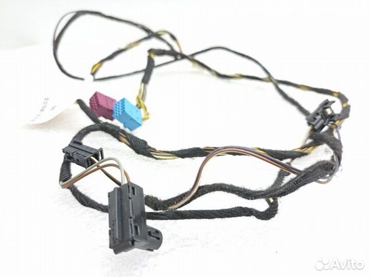 Проводка двери задняя правая Mercedes-Benz E-Class