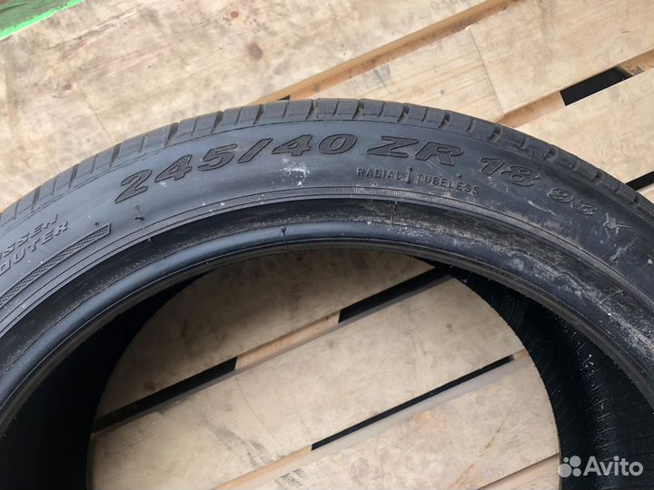 Pirelli P Zero Rosso 255/45 R18 99Y
