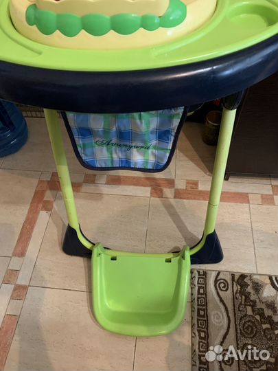 Детское кресло для кормления