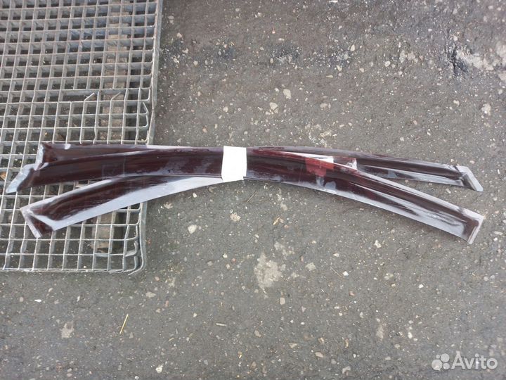 Подам ветровики на Lexus RX