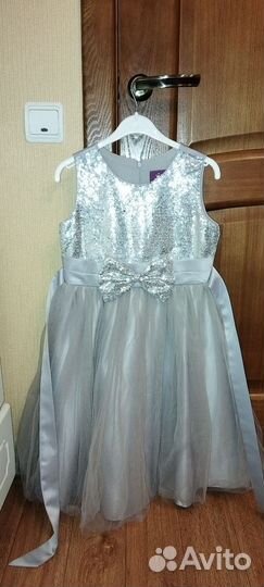 Платье для девочки нарядное