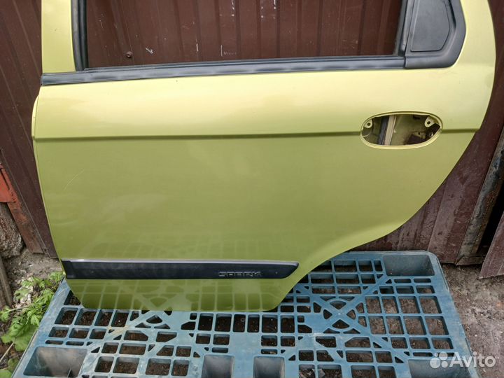Дверь задняя левая Chevrolet Spark M200