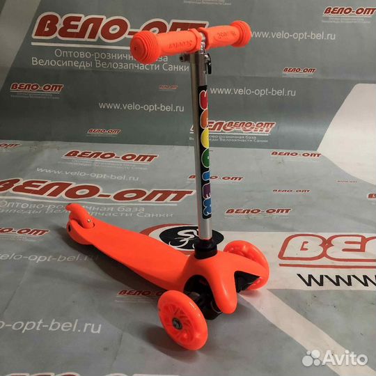 Самокат Scooter 061