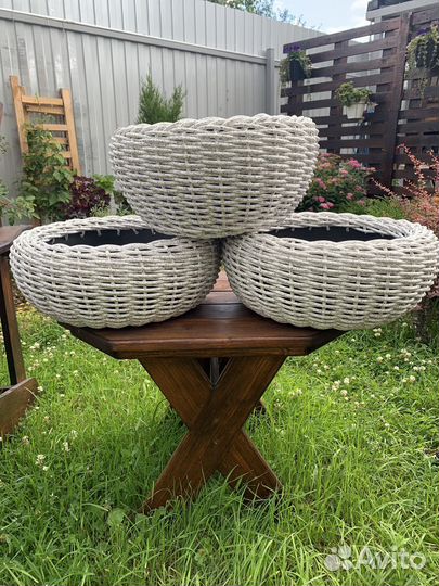 Кашпо из ротанга