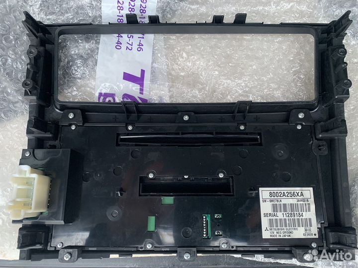 Штатная магнитола для Митсубиси Паджеро 4