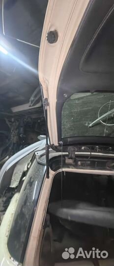 Задние амортизаторы багажника cooper 1