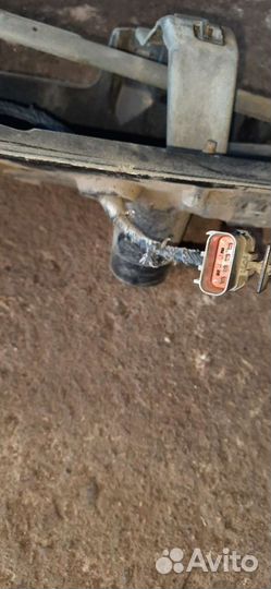 Трапеция дворников Dodge Caravan 01-07