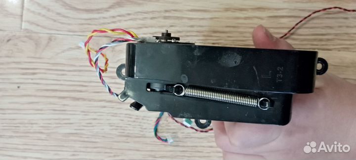 Левое колесо для робота пылесоса Xiaomi Mi Mop P