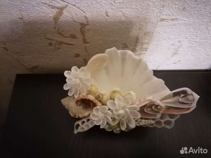 Статуэтка сувенир из ракушек