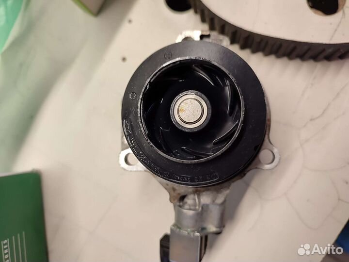 Помпа,Комплект грм Passat B8,sharan 2016+ года tdi