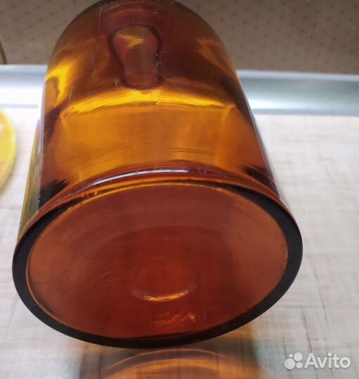 Ваза бутылочная- янтарное стекло