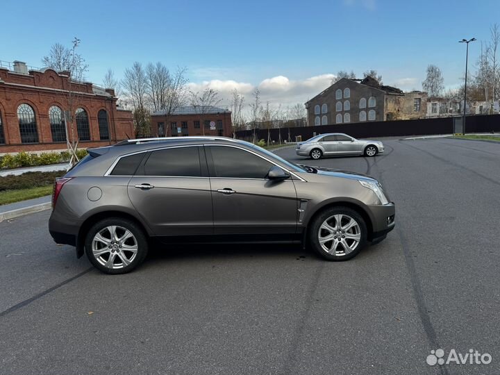 Cadillac SRX 3.0 AT, 2011, 305 000 км