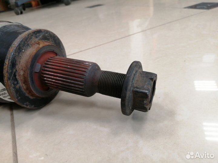 Задняя полуось задняя правая Jeep Cherokee KL ED6