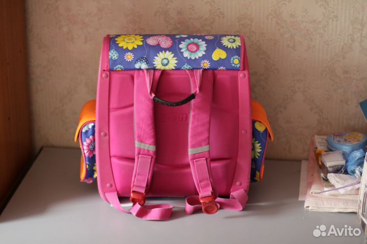 Школьный ранец