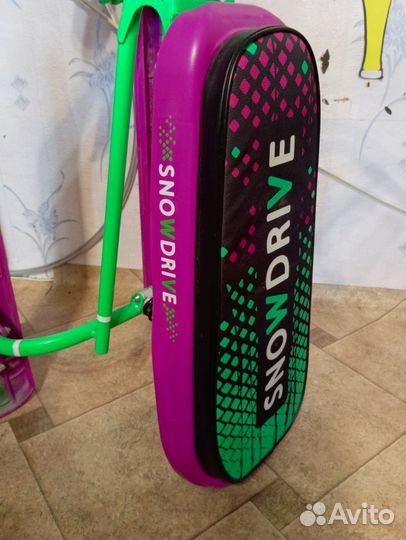 Снегокат с амортизацией и увеличенным седлом