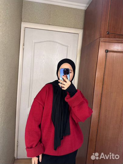 Свитер женский