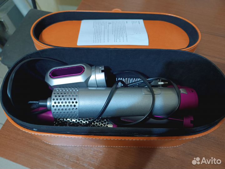 Фен Dyson реплика