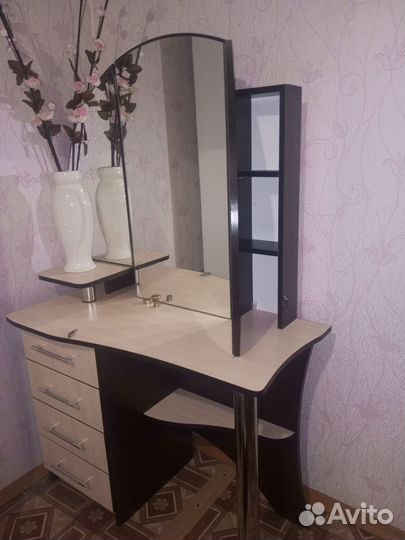 Трюмо трильяж