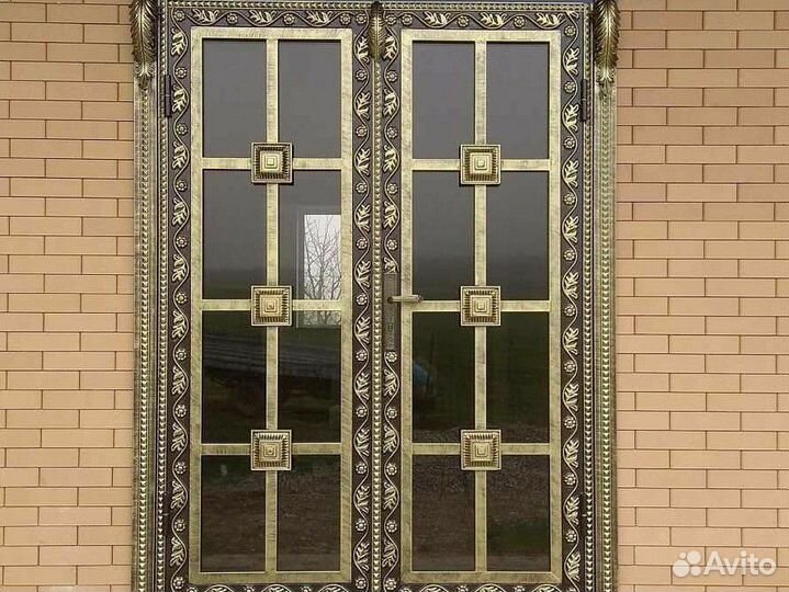 Кованая дверь входная