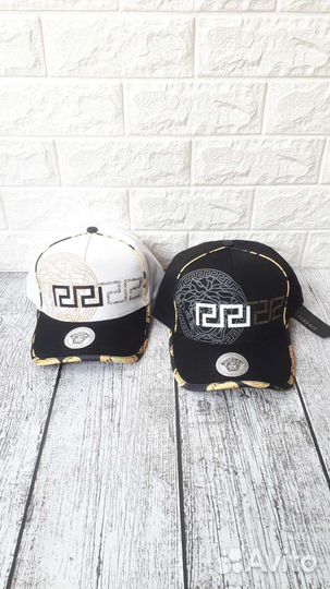 Кепка versace