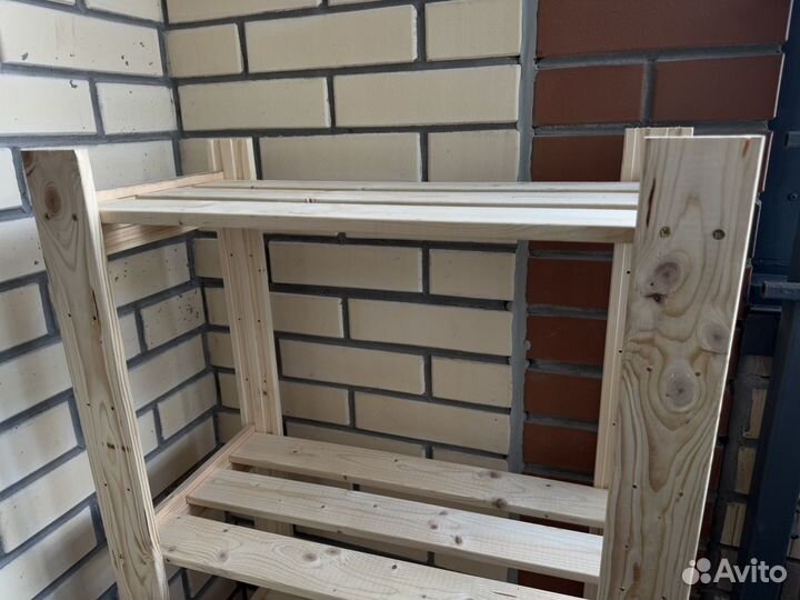 Стеллаж деревянный