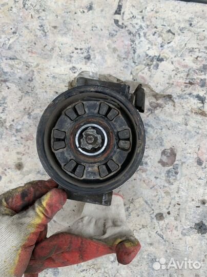 Компрессор кондиционера BMW 5 E60 N52