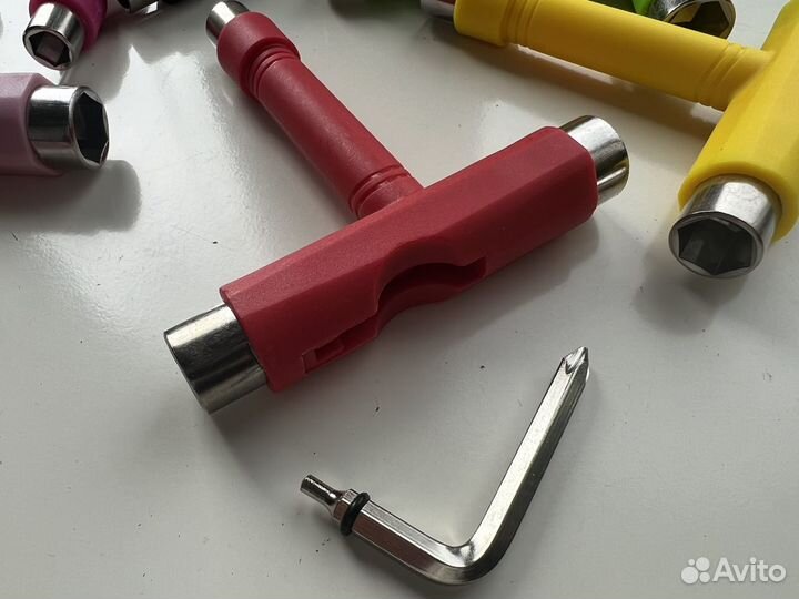 Скейтборд лонгборд ключ