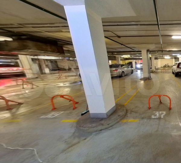 Машиноместо, 12 м²