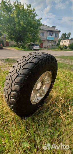 Cooper Discoverer STT Pro 235/85 R16