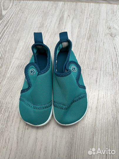 Аквашузы decathlon 22-23