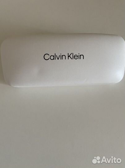 Солнцезащитные очки calvin klein