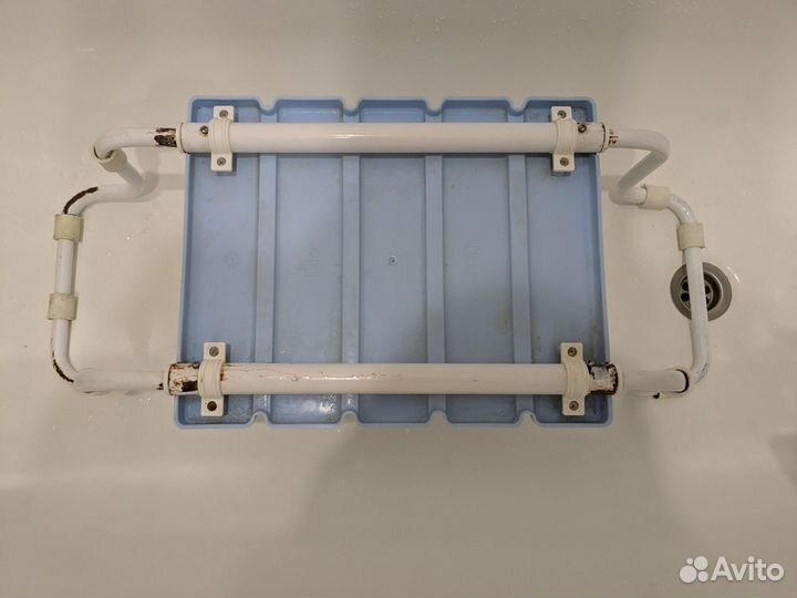 Сиденье для ванны для пожилых людей