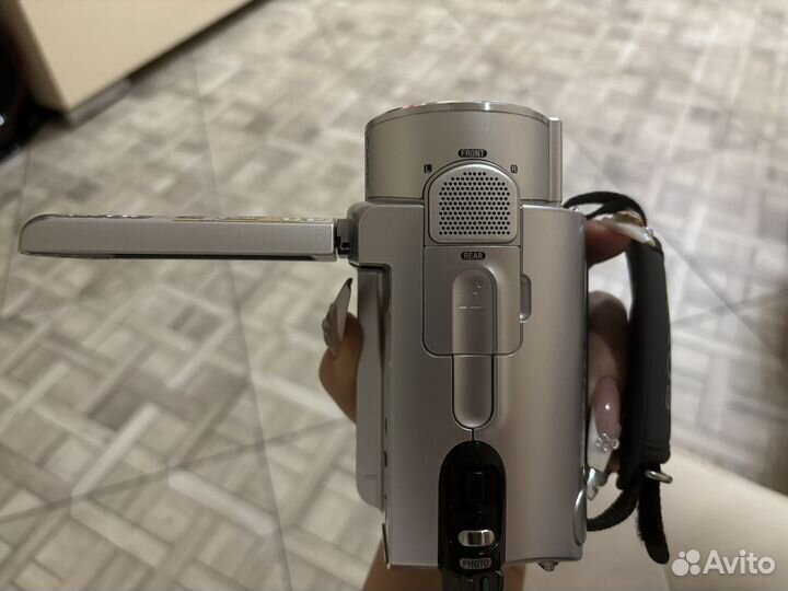 Видеокамера + сумка sony dcr-sr200e