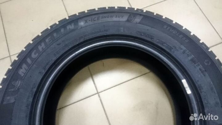Michelin X-Ice Snow 225/50 R18 99H