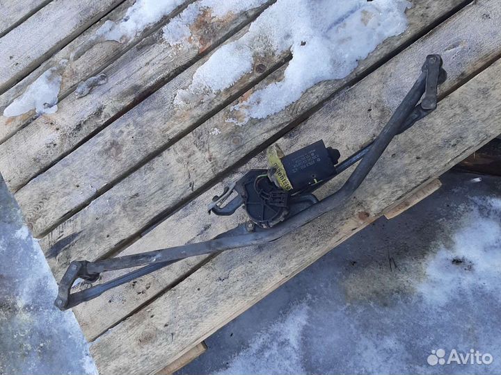 Трапеция дворников Фольксваген Т4 Мультиван