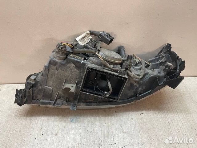 Фара передняя правая Volvo Xc70 BZ52 B6304T2 2012