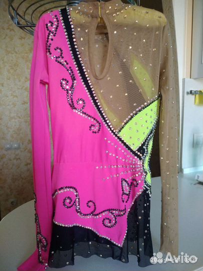 Купальник для художественной гимнастики