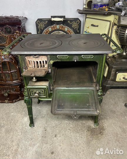 Стринная кухонная плита