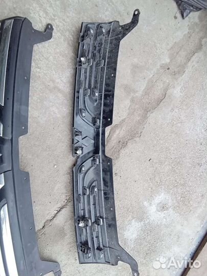 Mitsubishi outlander 3