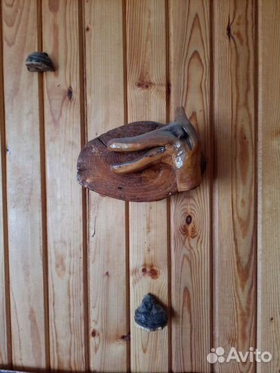 Фигура из дерева