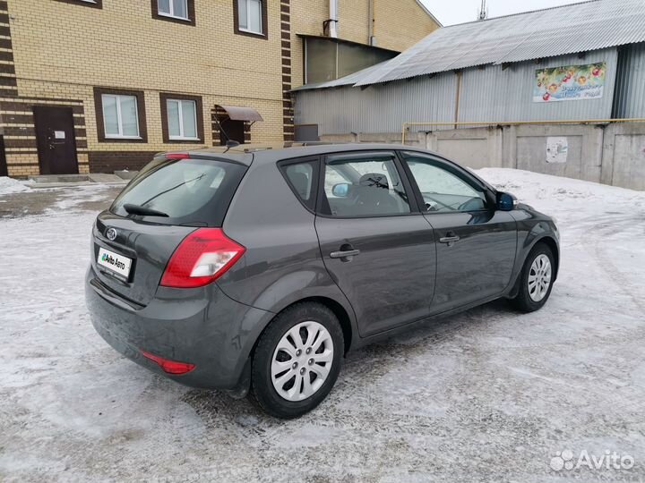 Kia Ceed 1.4 МТ, 2010, 132 455 км